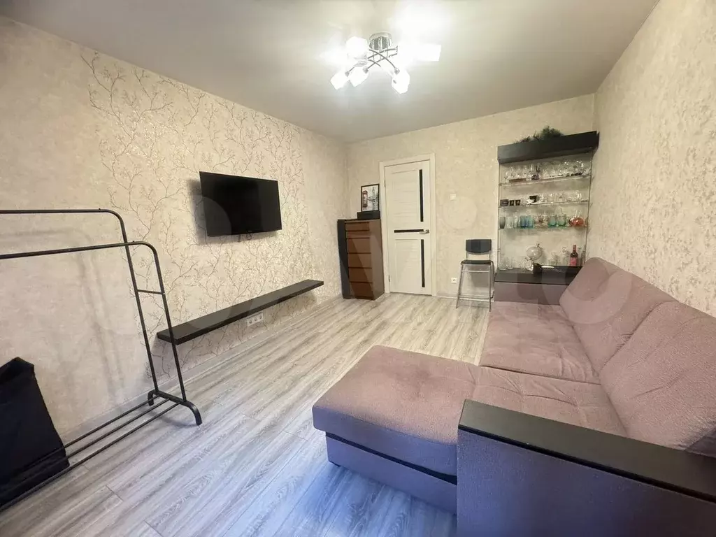 3-к. квартира, 67 м, 2/9 эт. - Фото 1
