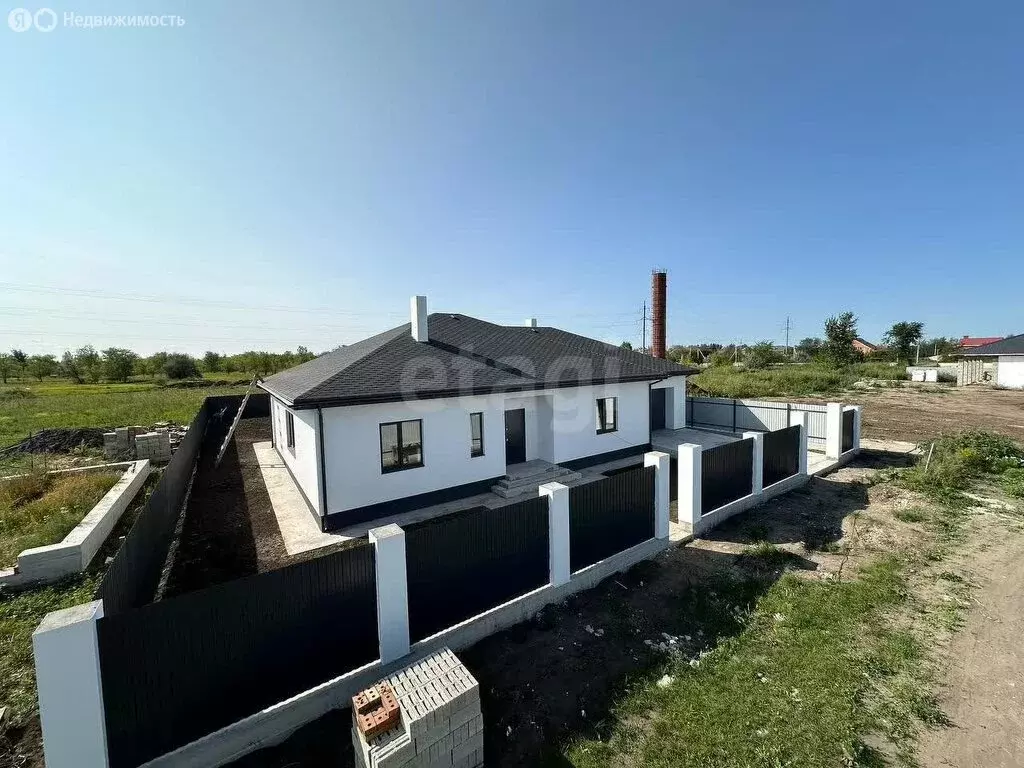 Дом в село Тимофеевка, улица Чкалова (140 м) - Фото 1