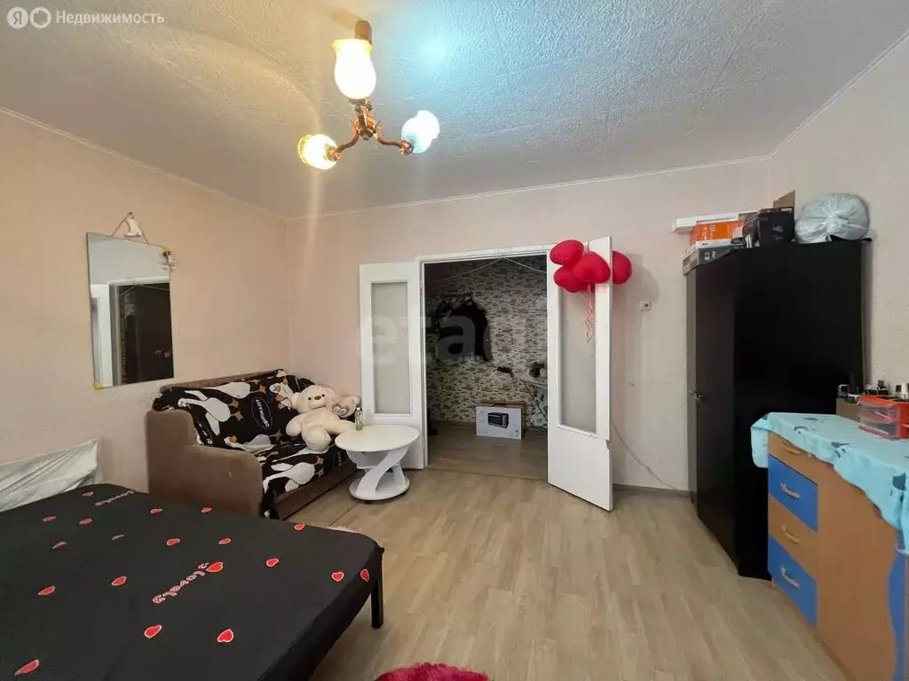 1-комнатная квартира: Ачинск, 8-й микрорайон, 10 (39.7 м) - Фото 2