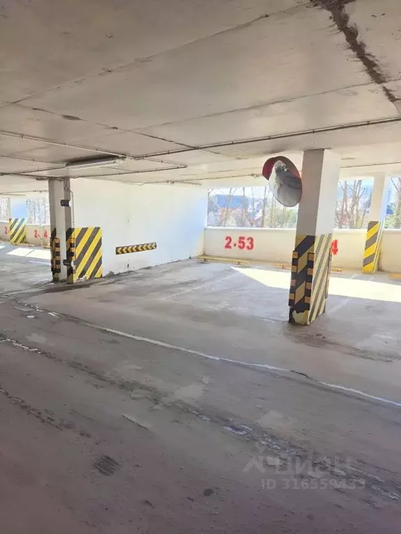 Гараж в Москва Внуковское поселение, бул. Андрея Тарковского, 1 (16 м) - Фото 1