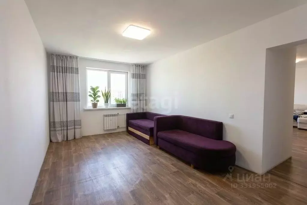 2-к кв. Иркутская область, Иркутск Байкальская ул., 301 (64.3 м) - Фото 1