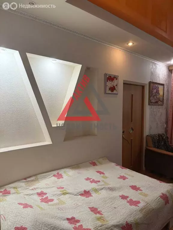 3-комнатная квартира: Каменск-Уральский, Уральская улица, 9 (70 м) - Фото 1