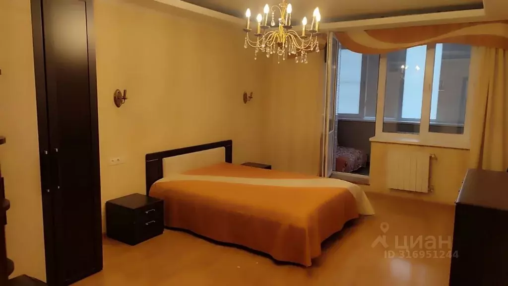 1-к кв. Московская область, Реутов ул. Октября, 30 (55.0 м) - Фото 0