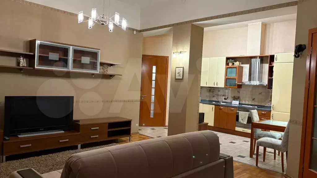 2-к. квартира, 63 м, 2/6 эт. - Фото 1