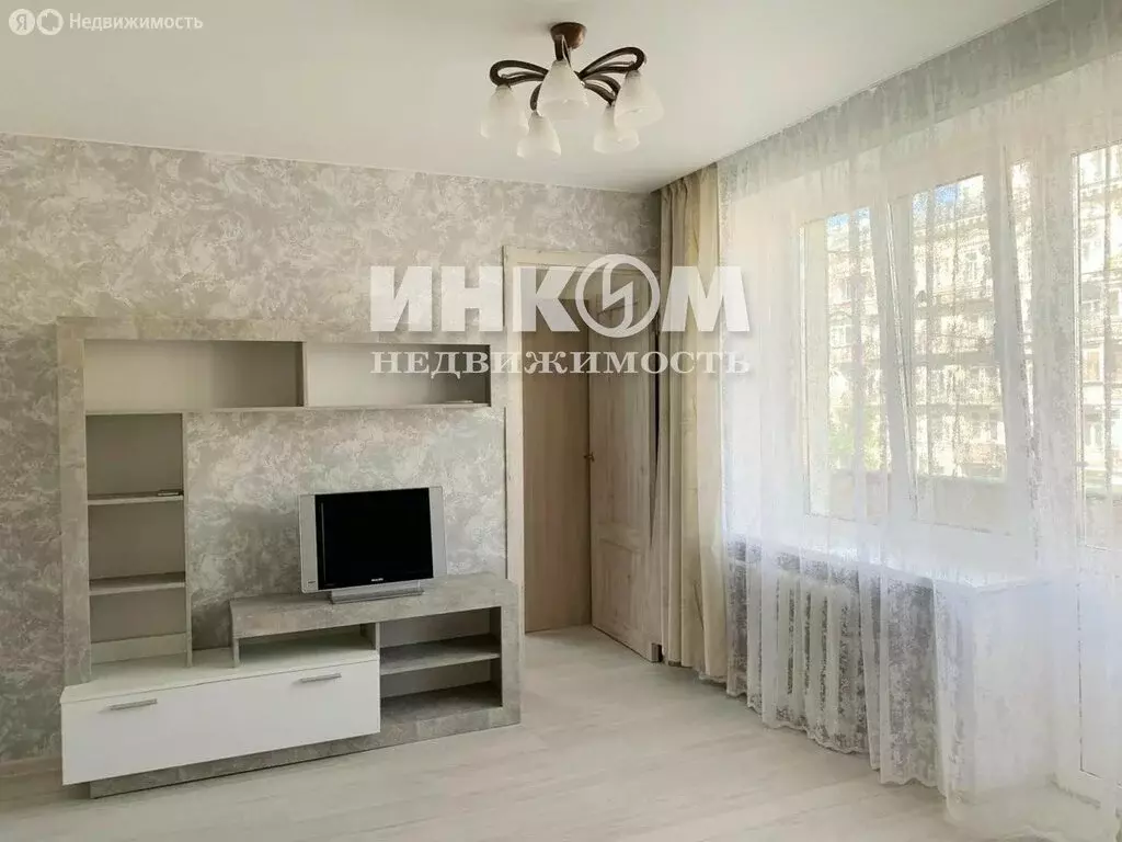 2-комнатная квартира: Москва, улица Маршала Бирюзова, 9 (33.9 м) - Фото 1