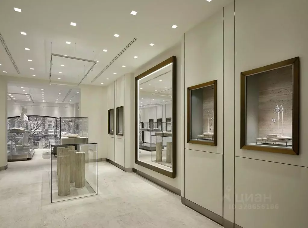 Помещение свободного назначения в Москва ул. Петровка, 5 (212 м) - Фото 1