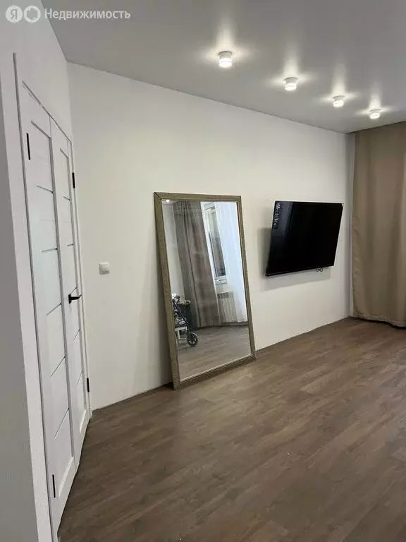 1-комнатная квартира: Тюмень, Заречный проезд, 43 (51 м) - Фото 1