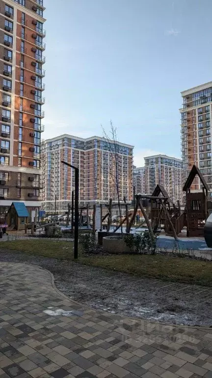 Студия Краснодарский край, Краснодар ул. Ивана Беличенко, 92 (27.6 м) - Фото 1