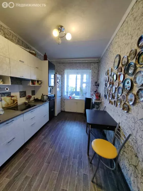 4-комнатная квартира: Архангельск, проспект Ломоносова, 175 (83 м) - Фото 0