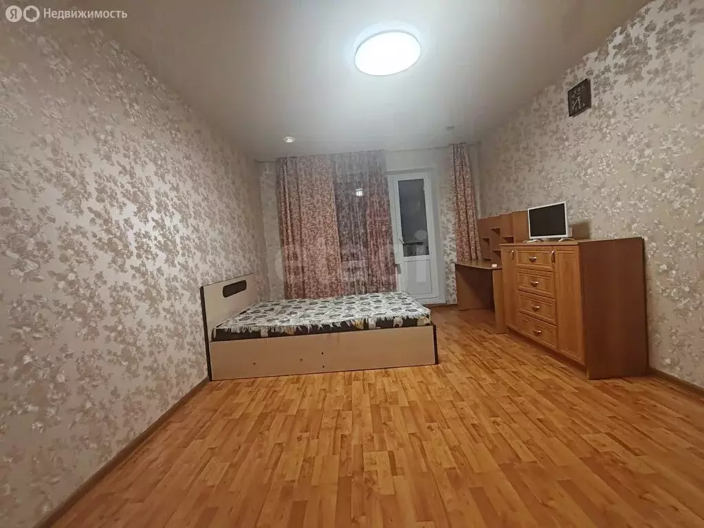 1-комнатная квартира: Саратов, улица имени Ф.А. Блинова, 21А (40 м) - Фото 1