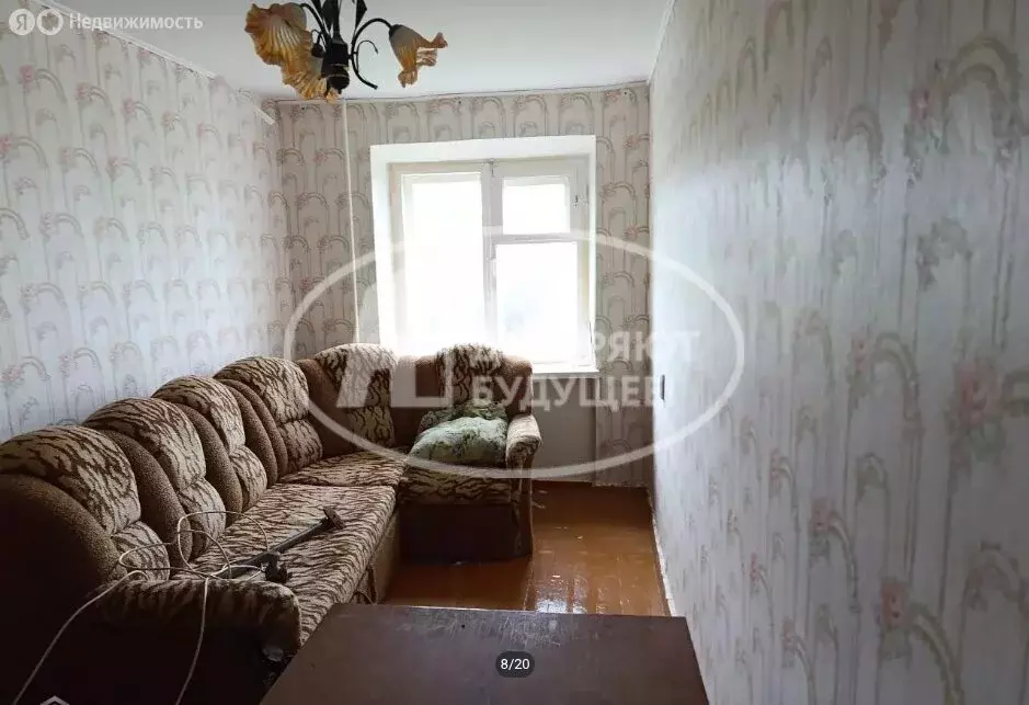 2-комнатная квартира: Губаха, Октябрьский проспект, 11 (44 м) - Фото 1