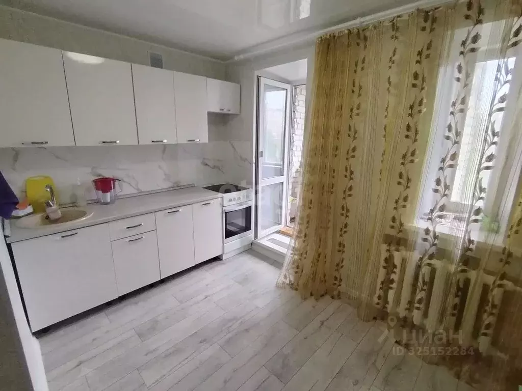 1-к кв. Тюменская область, Тобольск 8-й мкр, 15 (29.0 м) - Фото 2