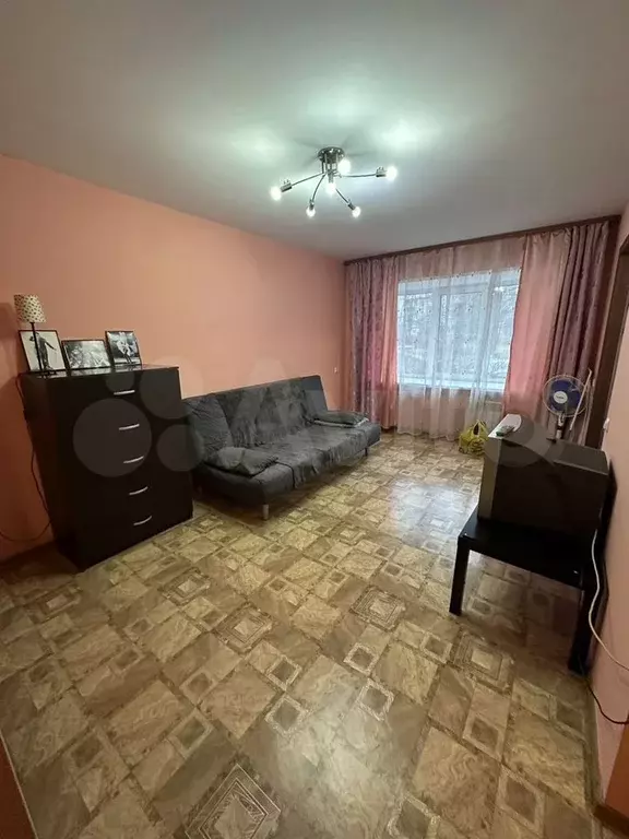 1-к. квартира, 40 м, 1/5 эт. - Фото 1