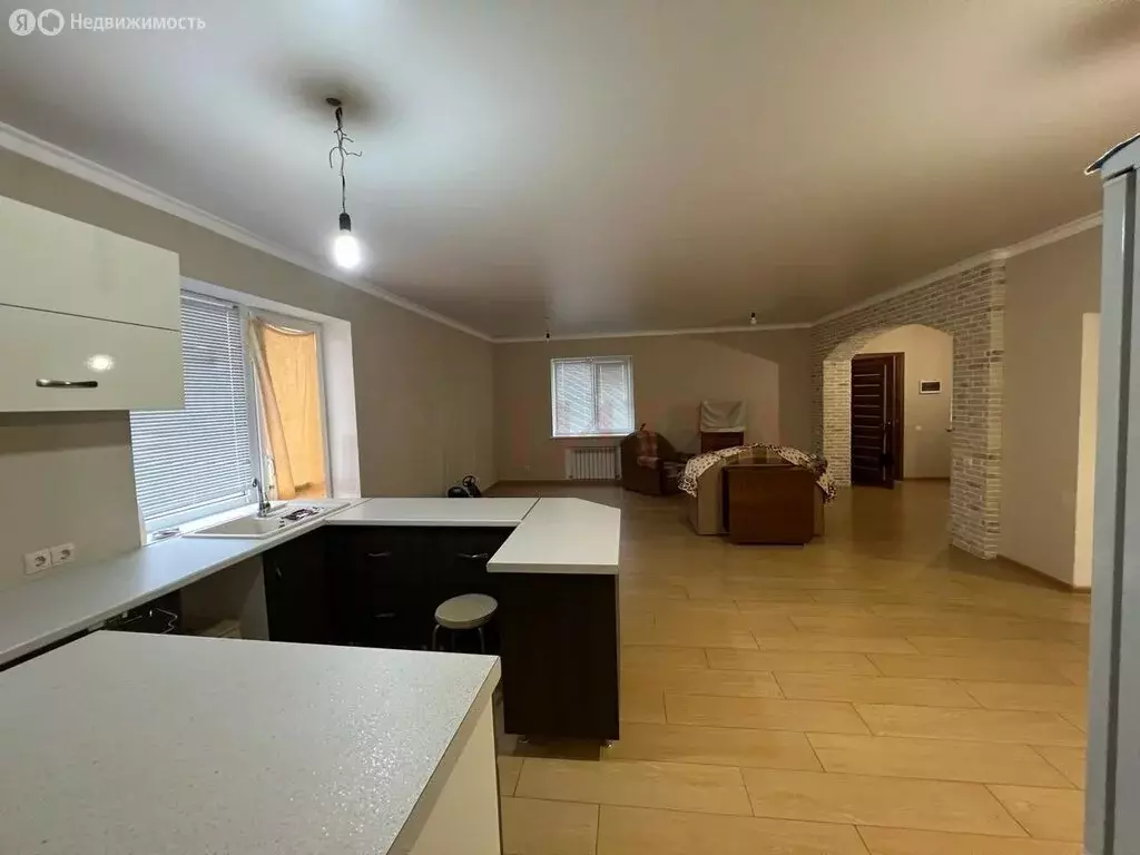 Дом в Старый Оскол, микрорайон Казацкий, 2А (130 м) - Фото 1