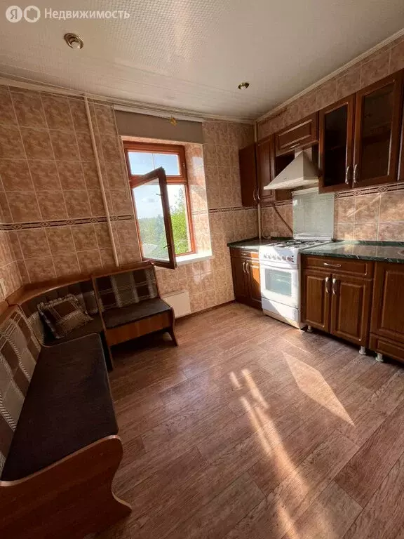 2-комнатная квартира: Шахты, Индустриальная улица, 1 (51.4 м) - Фото 1