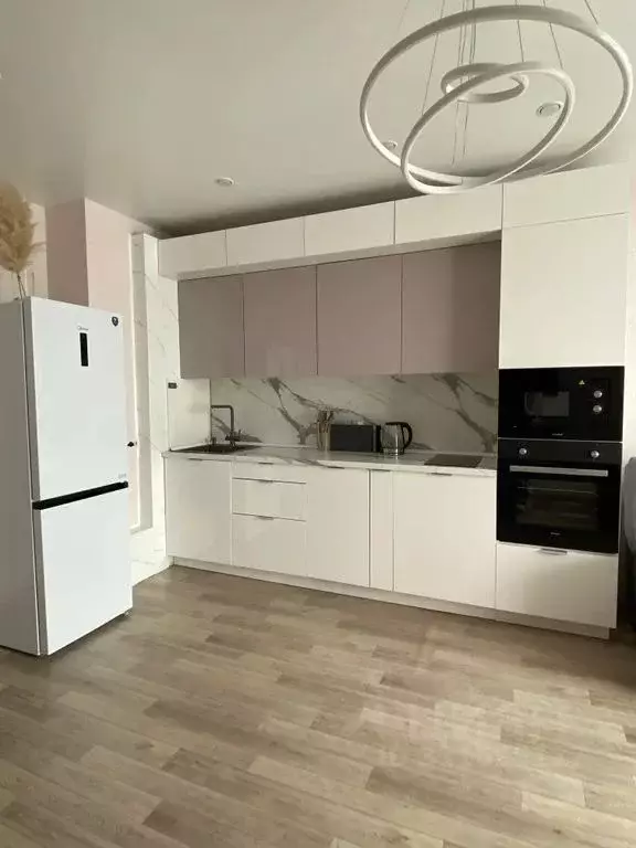 3-к кв. Новосибирская область, Новосибирск ул. Бородина, 54 (70.0 м) - Фото 0
