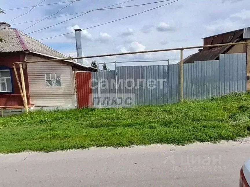 Дом в Воронежская область, Бобров Пролетарская ул., 31 (100 м) - Фото 2