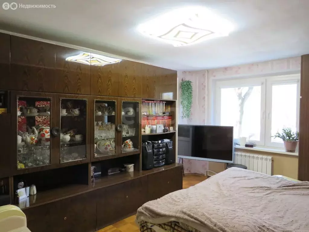 2-комнатная квартира: Долгопрудный, Лихачёвское шоссе, 13к2 (43 м) - Фото 0