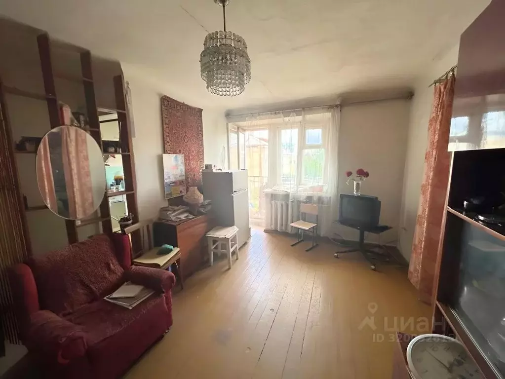 2-к кв. Иркутская область, Усолье-Сибирское ул. Энгельса, 4 (42.17 м) - Фото 1