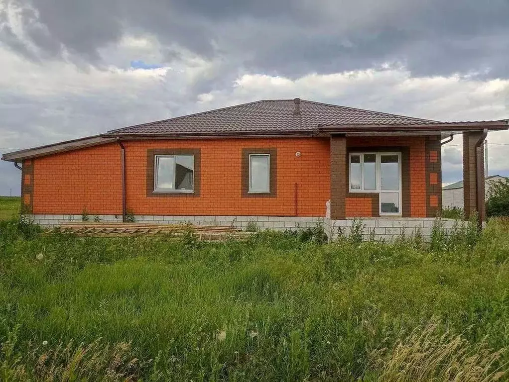 Дом в Белгородская область, Белгородский район, Разумное рп ул. ... - Фото 1