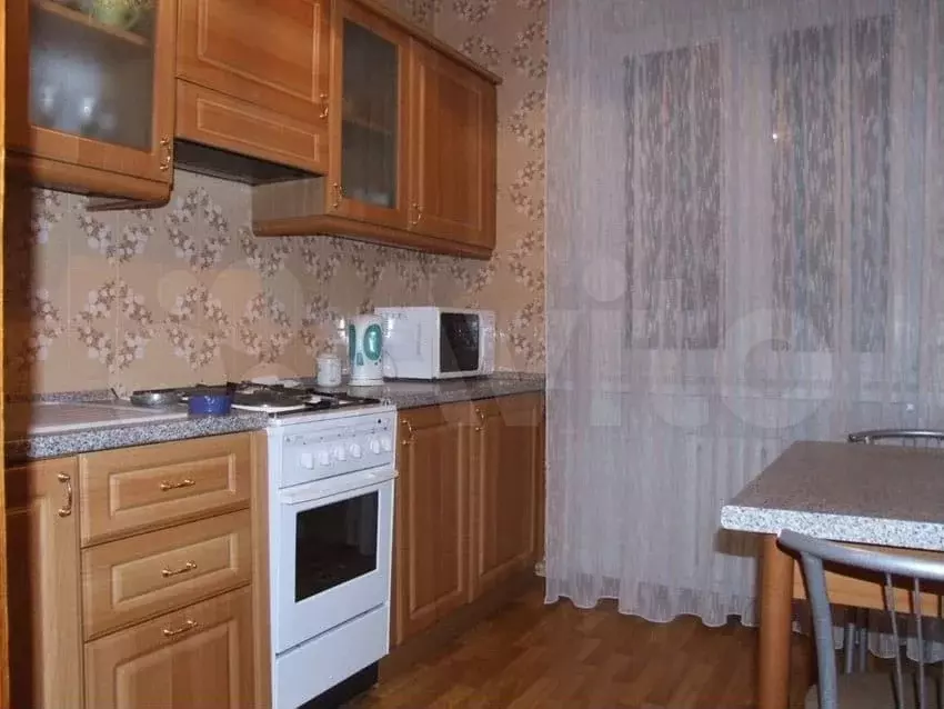 Комната 17 м в 3-к., 2/5 эт. - Фото 1