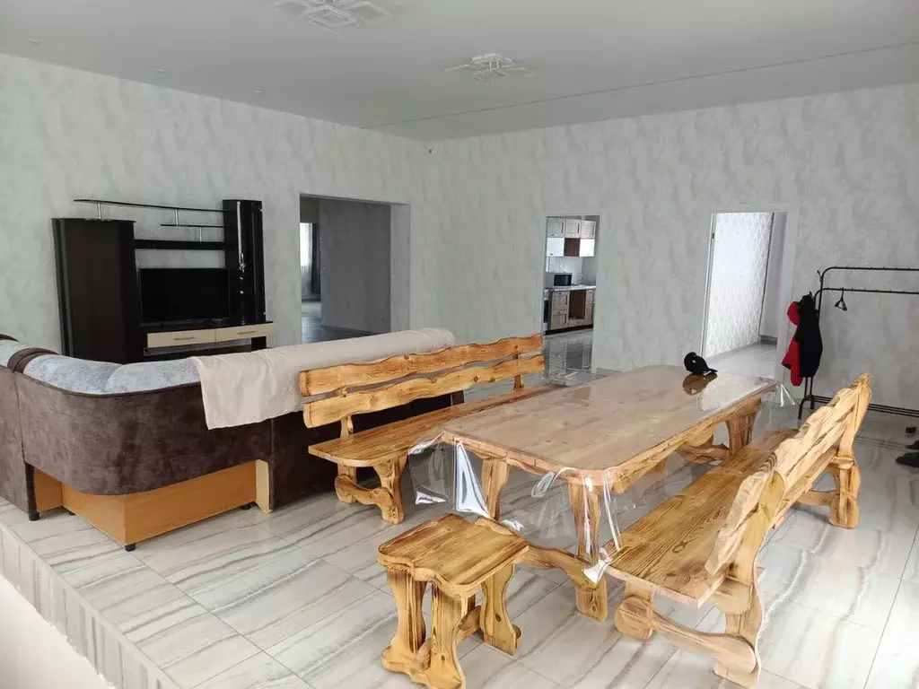 Дом в Ульяновская область, Ульяновск ул. Деева, 3 (200 м) - Фото 2