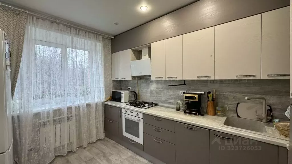 3-к кв. Татарстан, с. Высокая Гора ул. Солнечная, 1Бк2 (68.6 м) - Фото 1