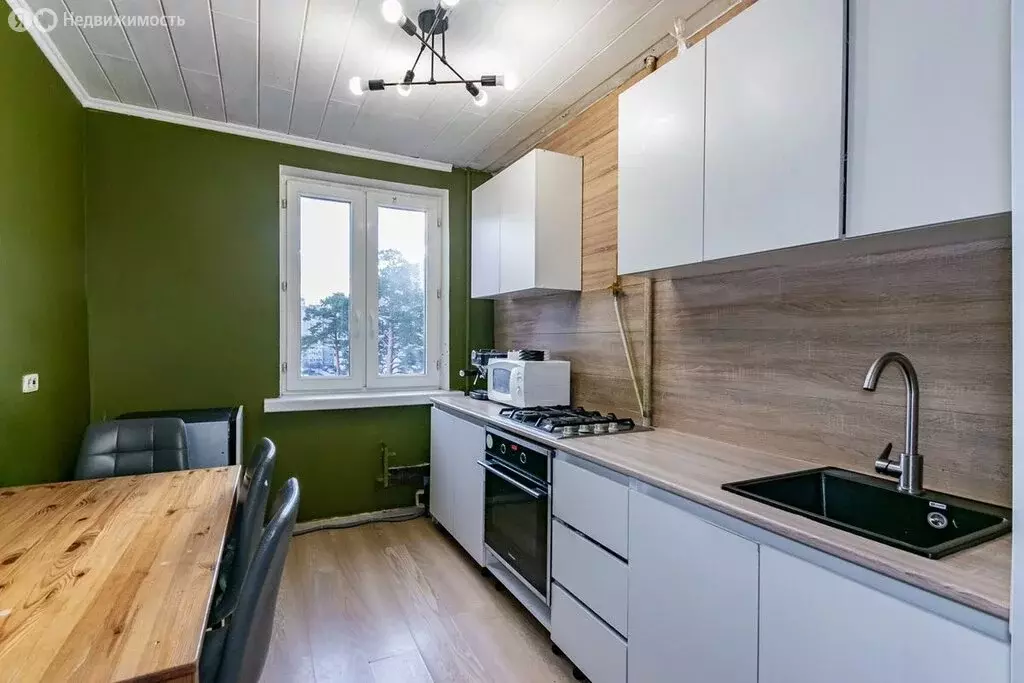 2-комнатная квартира: Верхняя Пышма, улица Машиностроителей, 4/1 (42.9 ... - Фото 2