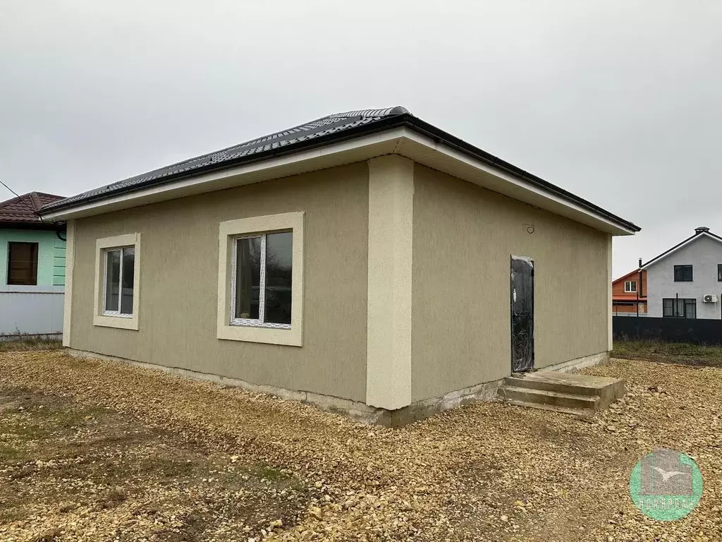 Дом в Краснодарский край, Крымский район, Крымское городское ... - Фото 1