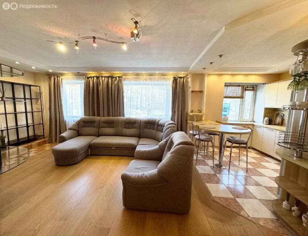 3-комнатная квартира: Мурманск, улица Челюскинцев, 30А (70 м) - Фото 2