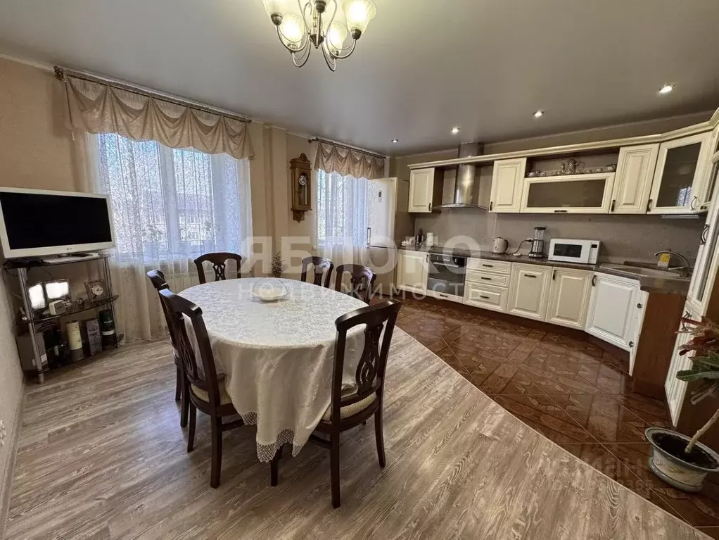 3-к кв. Пермский край, Березники ул. Карла Маркса, 38 (99.2 м) - Фото 1