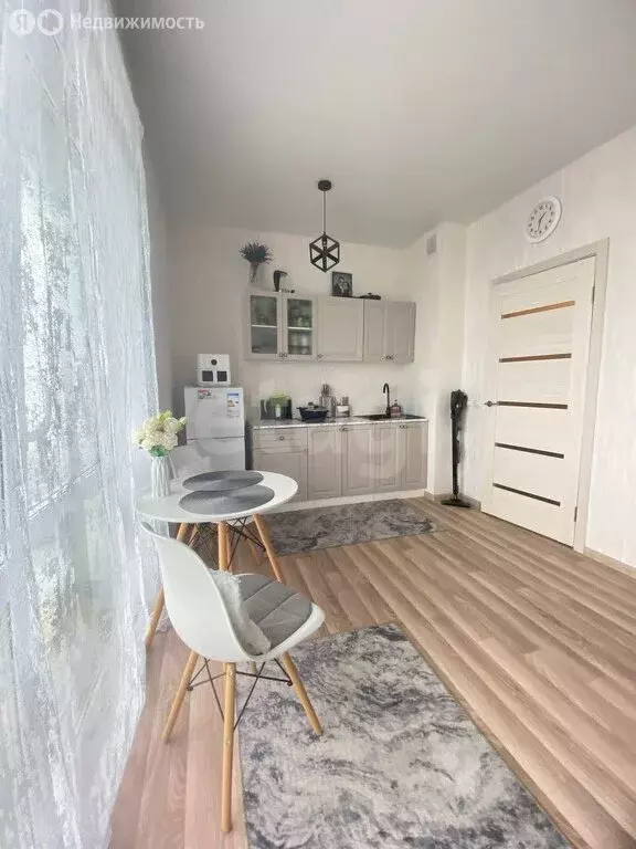 Квартира-студия: Пермь, улица Героев Хасана, 93 (21.9 м) - Фото 0