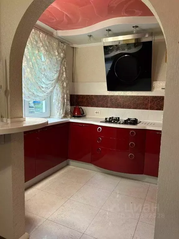 4-к кв. Челябинская область, Челябинск Батумская ул., 16 (67.2 м) - Фото 1