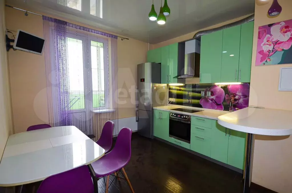 3-к. квартира, 70 м, 14/18 эт. - Фото 0