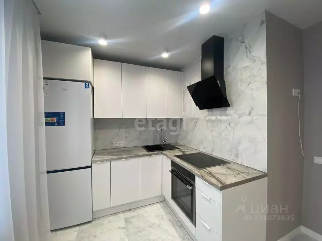 2-к кв. Татарстан, Казань ул. Вишневского, 61А (60.0 м) - Фото 1