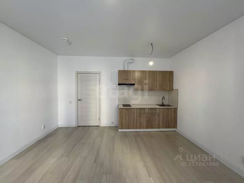 Студия Свердловская область, Екатеринбург ул. Академика Ландау, 35 ... - Фото 1