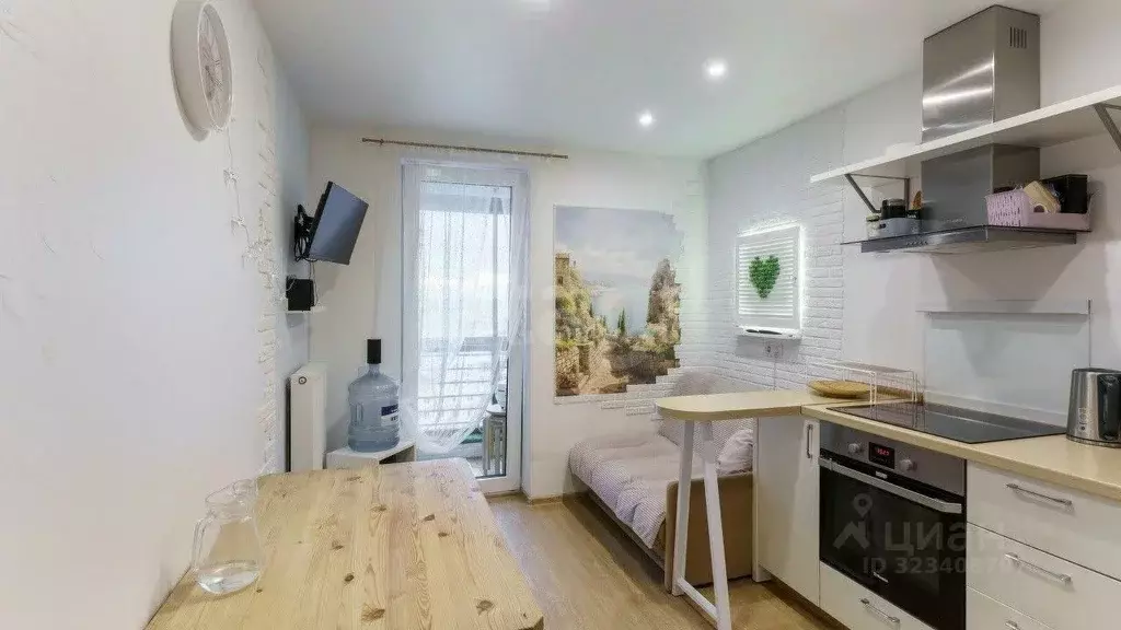 2-к кв. Тюменская область, Тюмень ул. 50 лет Октября, 57Б (56.4 м) - Фото 1