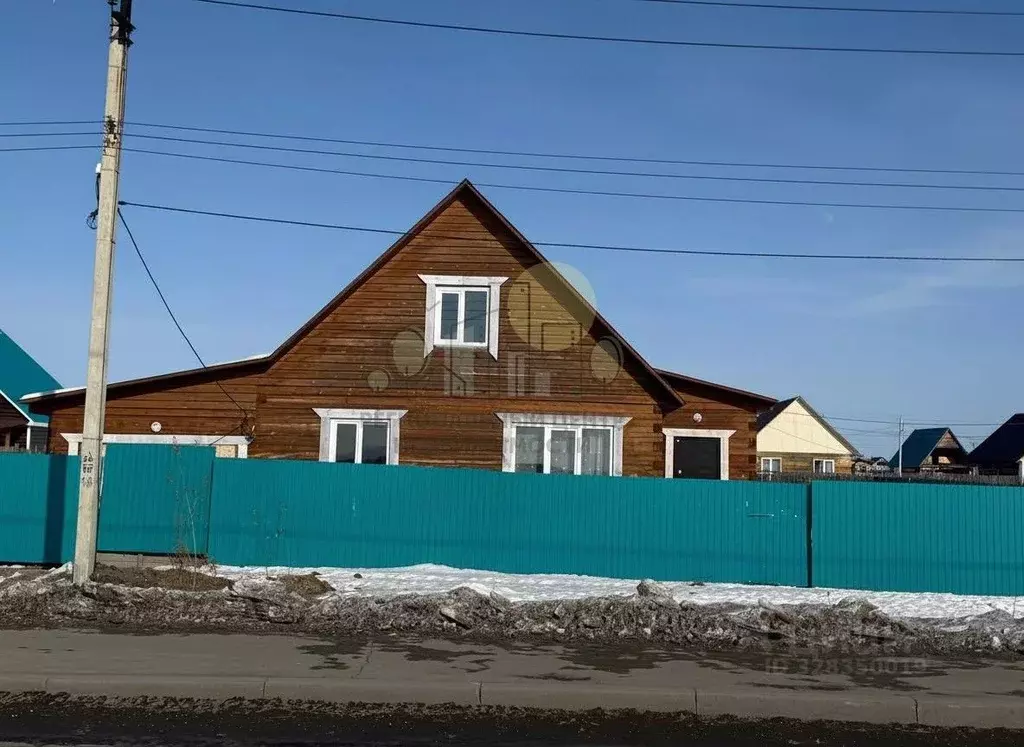 Дом в Иркутская область, Иркутский муниципальный округ, с. Хомутово ... - Фото 1