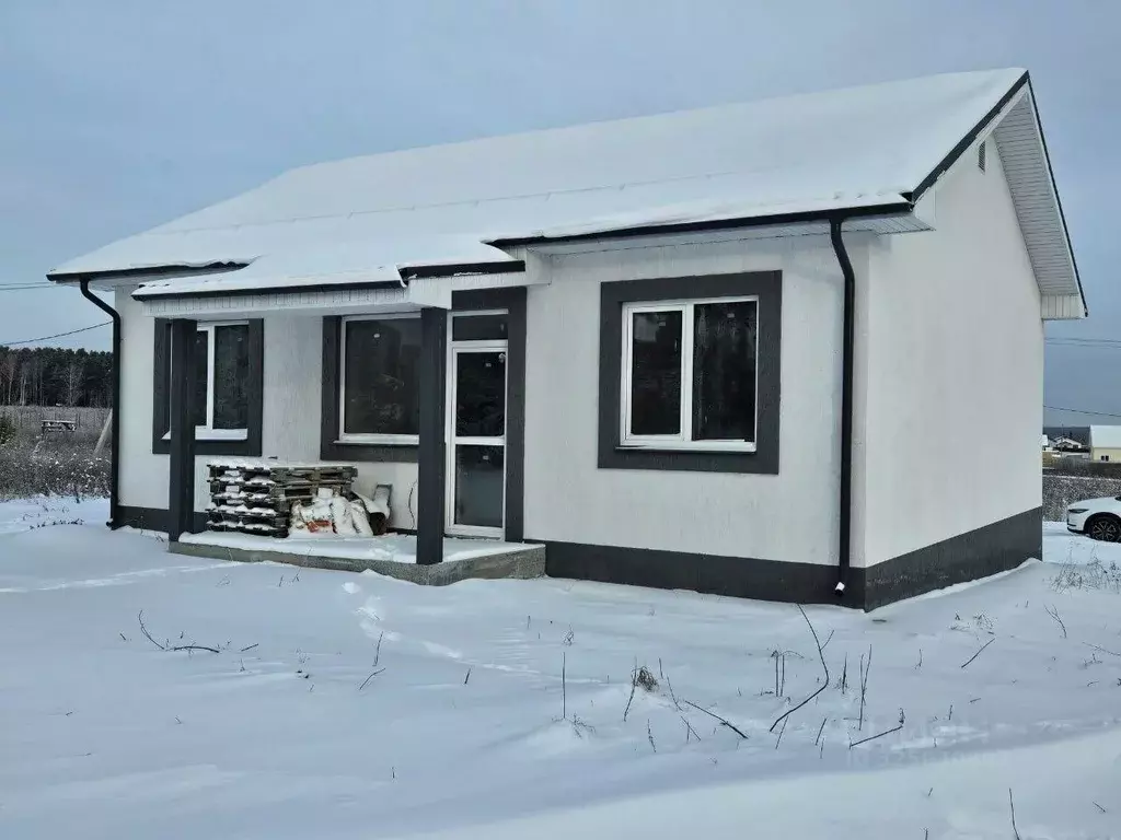 Дом в Свердловская область, Белоярский муниципальный округ, Степная ... - Фото 1