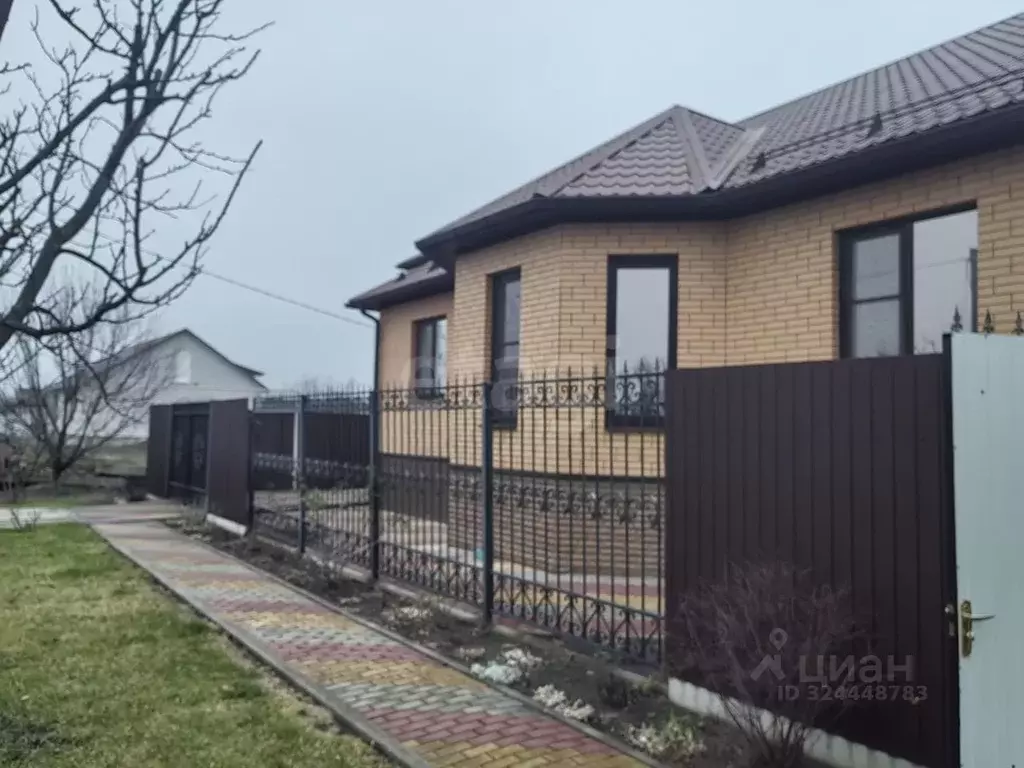 Дом в Белгородская область, Алексеевка Школьная ул., 25 (173 м) - Фото 1