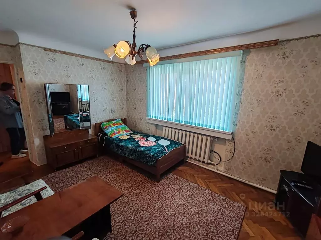 1-к кв. Краснодарский край, Абинский район, Ахтырское городское ... - Фото 2