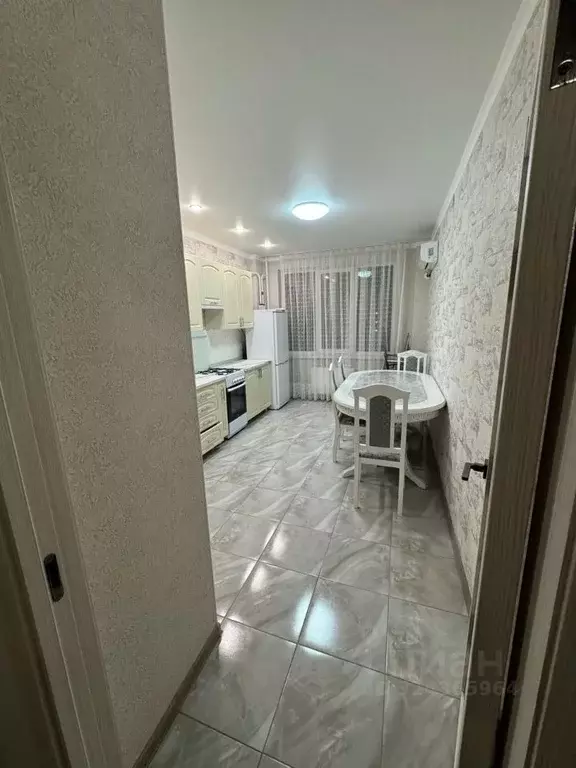 2-к кв. Адыгея, Тахтамукайский район, Яблоновский пгт Шоссейная ул., ... - Фото 1