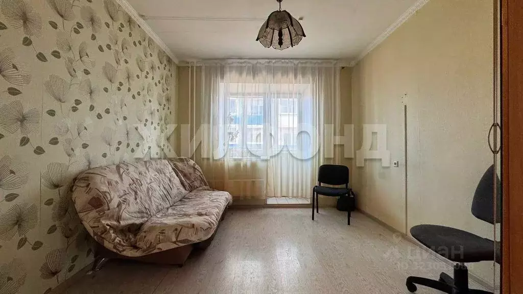 1-к кв. Новосибирская область, Бердск Южный мкр, пер. Белокаменный, 10 ... - Фото 0