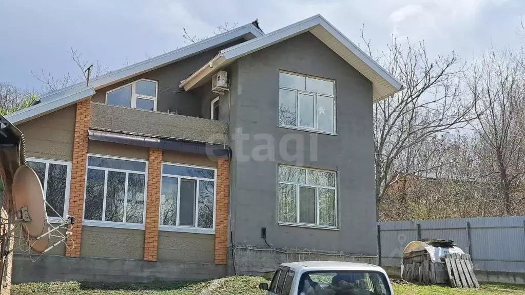 Дом в Приморский край, Артем ул. Агеева, 11/2 (197 м) - Фото 0