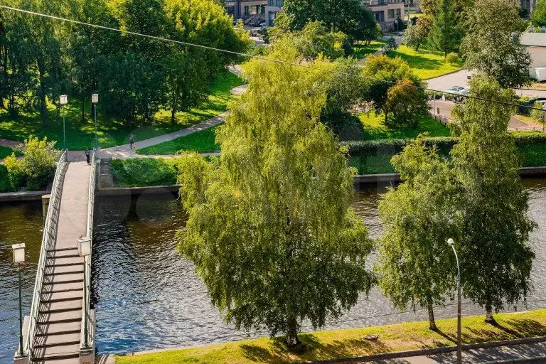4-к. квартира, 137 м, 5/10 эт. - Фото 1