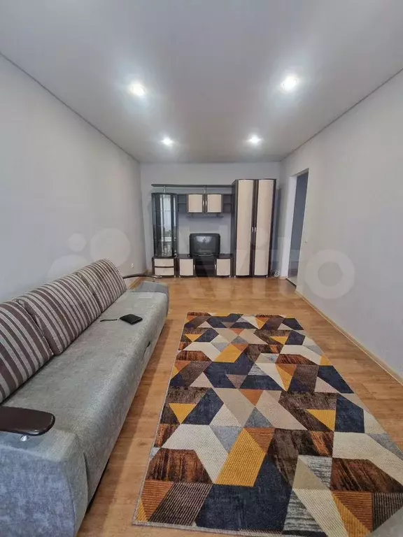 1-к. квартира, 41 м, 3/10 эт. - Фото 1