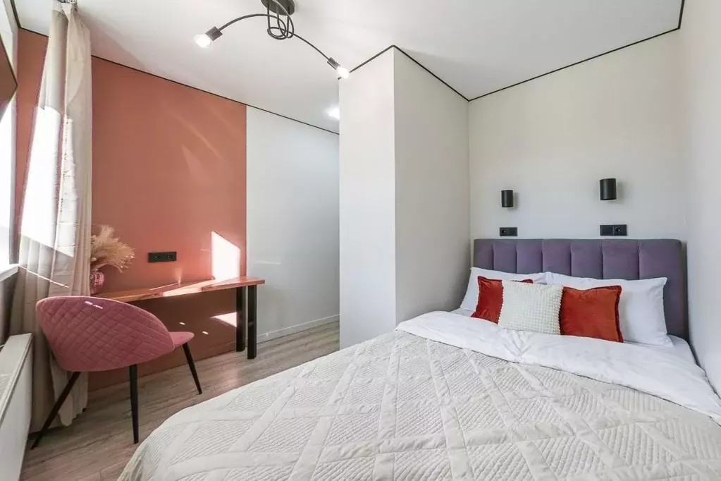 Студия Свердловская область, Екатеринбург ул. 8 Марта, 204Д (16.0 м) - Фото 1