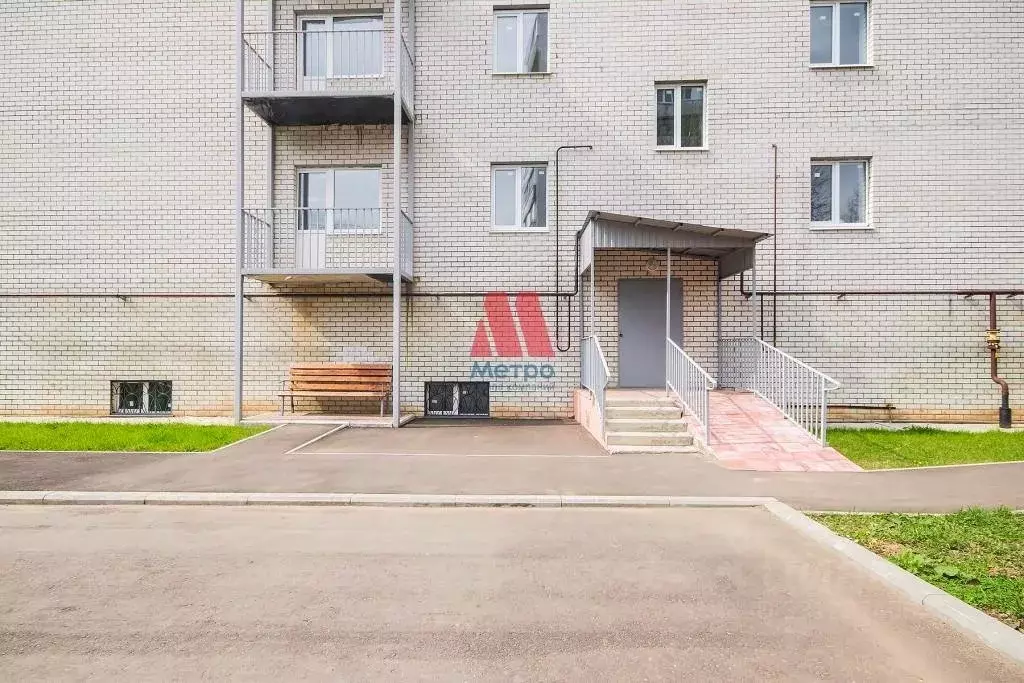 1-к кв. Ярославская область, Тутаев Парковый проезд, 1 (42.1 м) - Фото 1