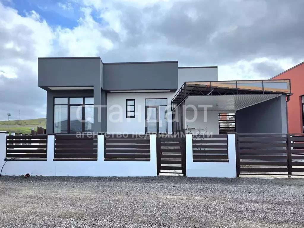 Дом в Ставропольский край, Предгорный муниципальный округ, ... - Фото 1