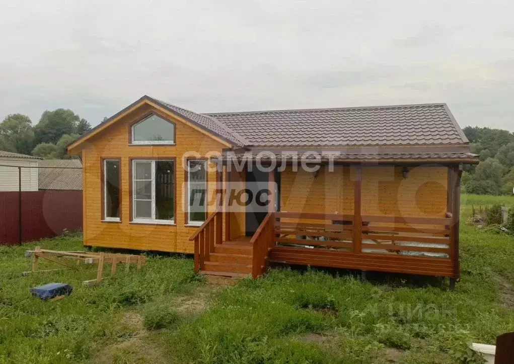 Дом в Воронежская область, Хохольский рп ул. Свободы, 132 (70 м) - Фото 1